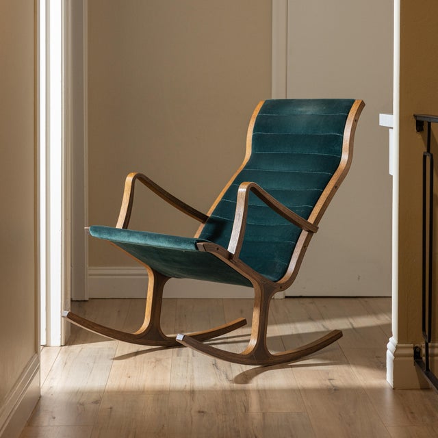An iconic example of Japanese mid-century modern design, the Heron rocking chair was designed by Mitsumasa Sugazawa for...