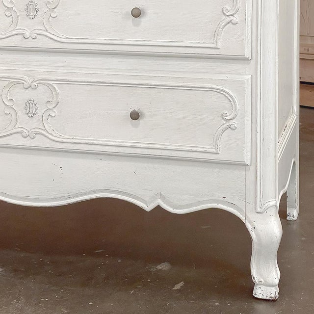 Antique Country French Painted Three-Drawer Commode ~ Chest of Drawers For Sale - Image 17 of 18