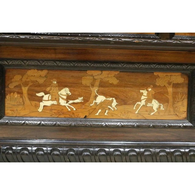 Large Antique Italian Renaissance Walnut Hall Seat. For Sale - Image 9 of 9