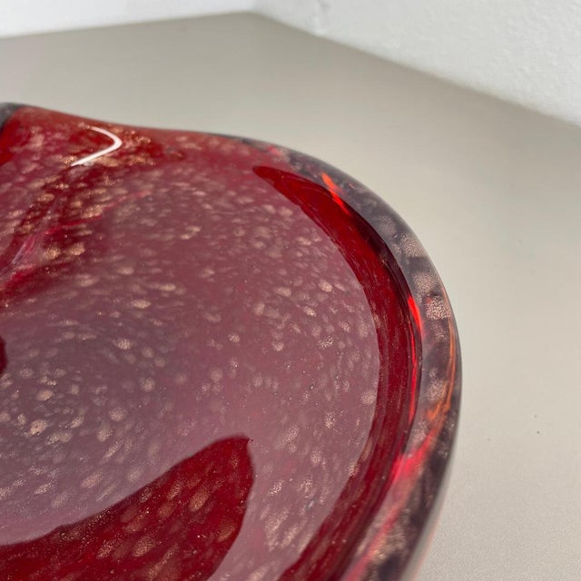 Red Murano Glass Shell Bowl with Gold Dust, Italy, 1970s For Sale - Image 11 of 18