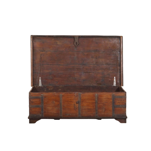 1900 - 1909 Antique Indian Teakwood Pitara Chest Coffee Table For Sale - Image 5 of 8