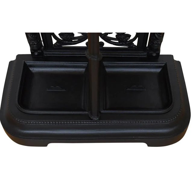 English Victorian Cast Iron Umbrella Stand, 1880s For Sale - Image 6 of 8