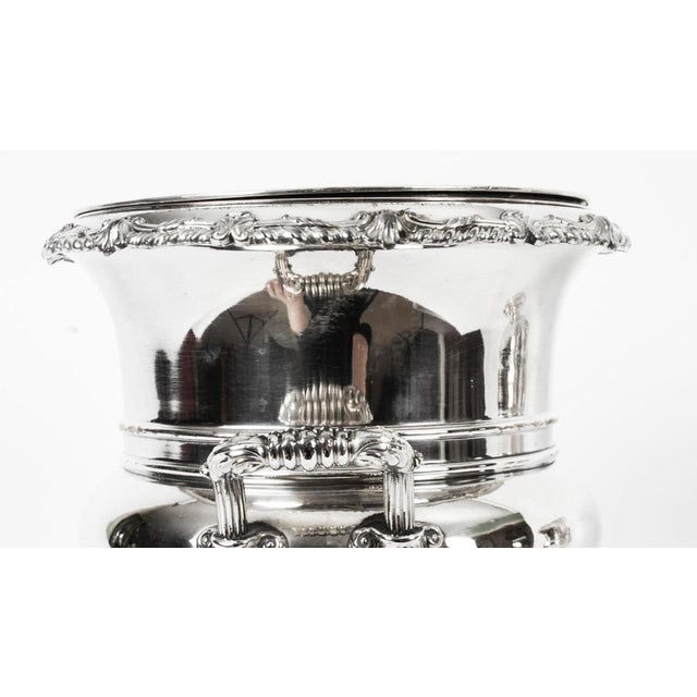 Metal Regency Wine Coolers in Old Sheffield Plate with Hise Crest, 19th Century, Set of 2 For Sale - Image 7 of 18