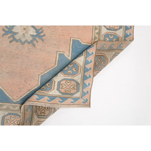 Textile Mid 20th Century Soft Peach, Denim Blue, and Cream Medallion Area Rug For Sale - Image 7 of 8