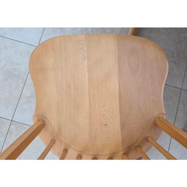 Logatec KLI Dining Table and 4 matching Windsor-style chairs by Logatec KLI from (former) Yugoslavia. This SUPER SOLID and...