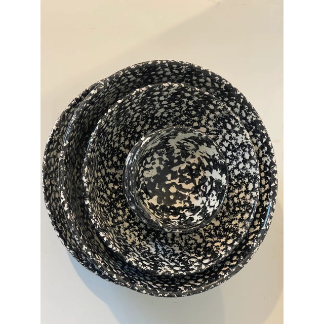 Set of 5 serving ceramic bowls Handpainted in spattered pattern, with stamps Italy Roma. 13” by 4” 13” by 5,5” 11” by 7”...