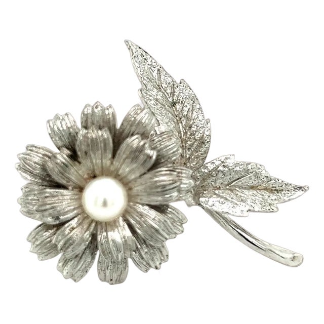 1990s Mikimoto Estate Akoya Flower Pearl Brooch Pin Sterling Silver 6.16 mm For Sale