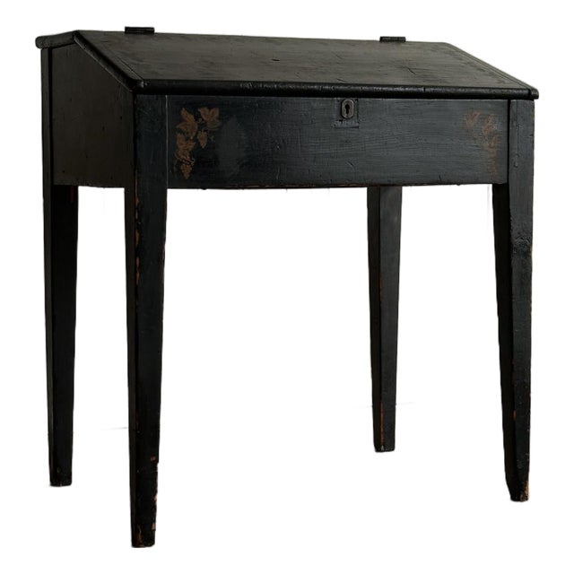 Early 19th Century Hand-Painted Writing Desk For Sale