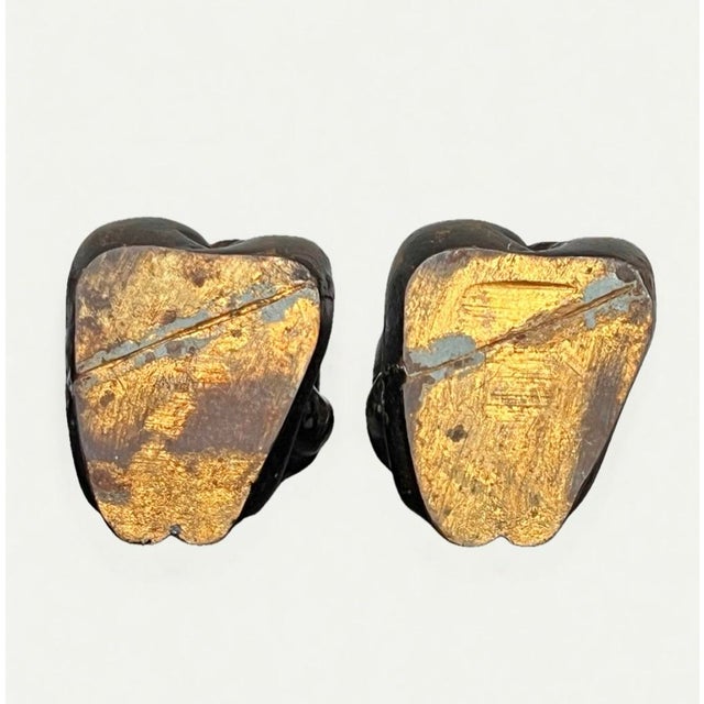 Pair of Japanese Zen Figural Patinated Iron Bookends in Black and Gold, 1950 For Sale - Image 9 of 10