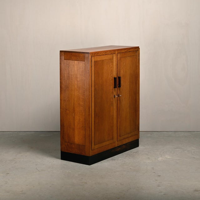 Amsterdam School Modernist Oak Archive Cabinet, 1930s For Sale - Image 6 of 18