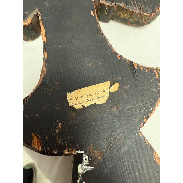 Wood 1950s Italian Painted and Gilt Carved Wood Mirror For Sale - Image 7 of 7