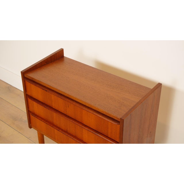 Vintage Danish Chest of Drawers in Teak For Sale - Image 4 of 8