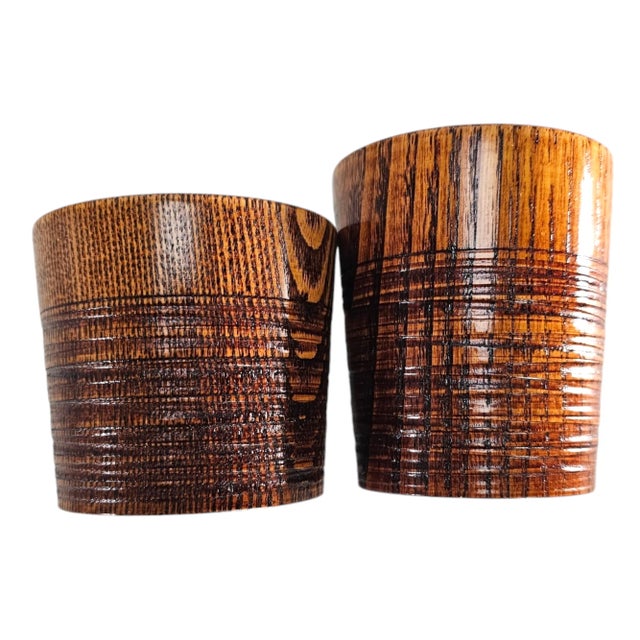 Japanese Suriurushi Lacquered Wood Tray and Cups Set, Hand Carved Modernist Design 13.5" For Sale In San Francisco - Image 6 of 12