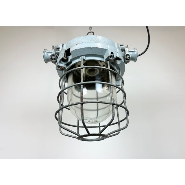 Industrial Grey Bunker Ceiling Light with Iron Cage from Elektrosvit, 1970s For Sale - Image 10 of 18