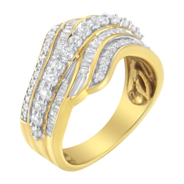 Contemporary 10K Yellow Gold 1.0 Cttw Baguette and Round Diamond Multi-Row Wave Bypass Ring (I-J Color, I1-I2 Clarity) - Ring Size 6 For Sale - Image 3 of 7