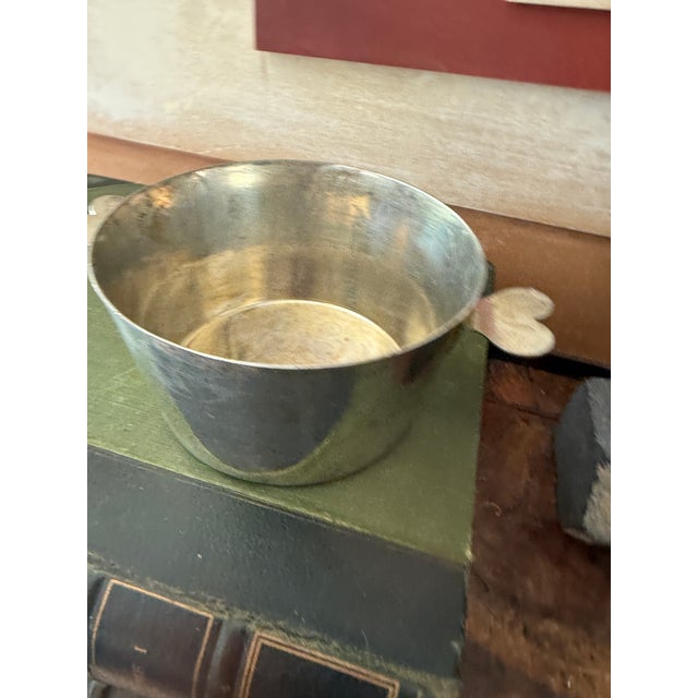 Art Deco Mid 20th Century Le Cordon Bleu French Aluminum Pan Double Handle Made in France For Sale - Image 3 of 12