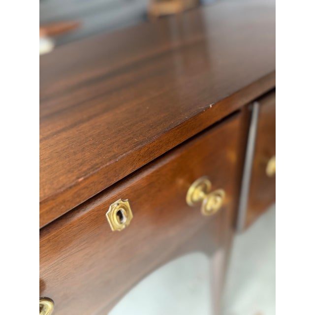 Late 20th Century Late 20th Century Hepplewhite Style Mahogany Sideboard With Brass Hardware and Tapered Legs For Sale - Image 5 of 12