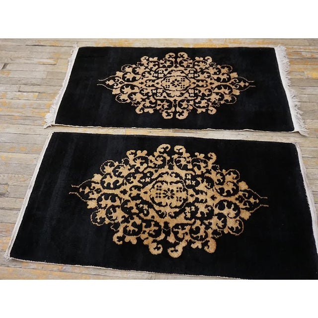Art Deco 1920s Black Medallion Foliate Antique Pair of Chinese Art Deco Carpet 2' X 4' Knotted Wool Rugs For Sale - Image 3 of 10