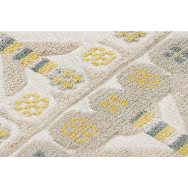 Textile Rug & Kilim’s Scandinavian Style Rug in Off-White and Beige Geometric Patterns - 6x9 For Sale - Image 7 of 8