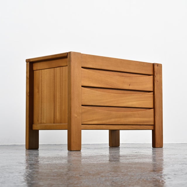 1960s Elm Chest of Drawers from Maison Regain, 1960s For Sale - Image 5 of 17