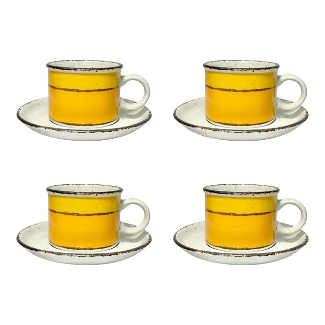 1970s Midwinter (Stonehenge) “Sun” 4 Stoneware Tea Cups & Saucers For Sale