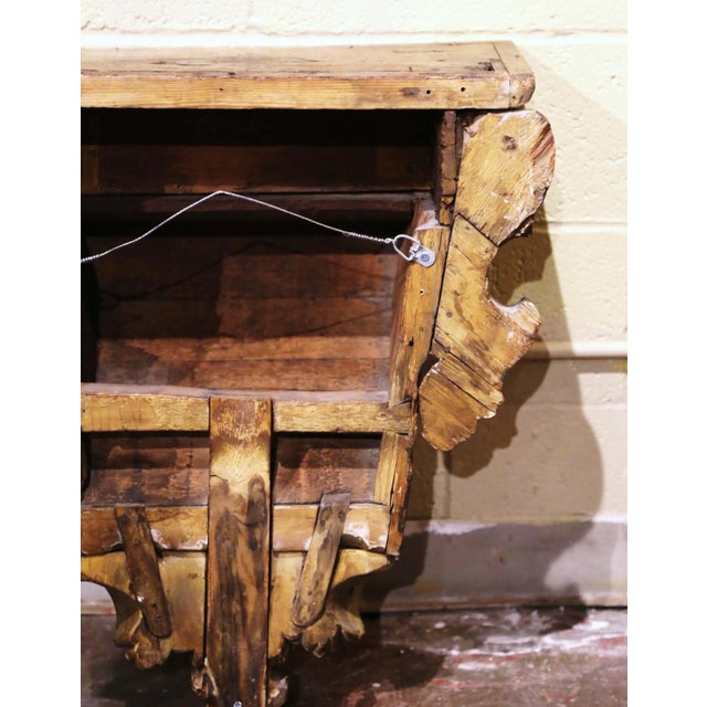 Gold 18th Century Italian Baroque Carved Giltwood Wall Bracket Console For Sale - Image 8 of 9