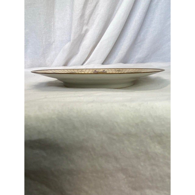 Late 19th Century Pair of Meiji Period Japanese Gilt Porcelain Butterfly Plates, Circa 1890 For Sale - Image 5 of 6