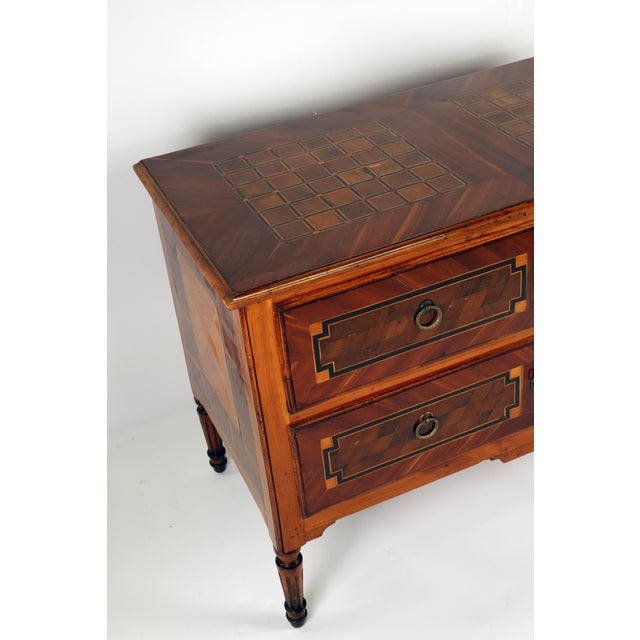 Antique Commode in Walnut, 1790 For Sale - Image 11 of 16