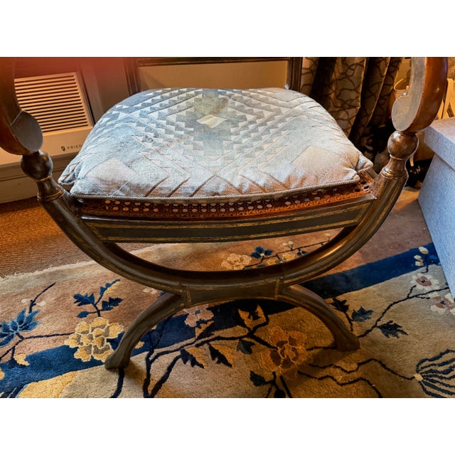 Traditional 19th Century English Regency Painted Chair For Sale - Image 3 of 6