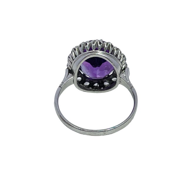 Mid 20th Century 10k White Gold Oval Amethyst and Diamond Halo Ring, Size 6.5 For Sale In New York - Image 6 of 9