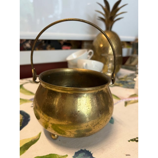 Stunning petite brass footed bowl. This is a great addition to your collection! Please check out my other listings!