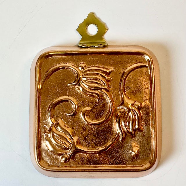 1950s Vintage Arts & Crafts Farmhouse Boho Chic Tulip Copper Mold With Brass Hardware For Sale - Image 11 of 12