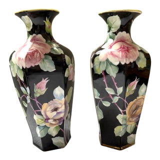 Antique Hand-Painted Nippon Morimura Pair of Vases – Hexagonal, Pink/Yellow/White Roses, Black Ground For Sale