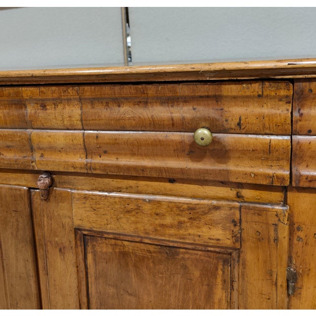 Late 18th Century Tuscan Walnut Sideboard, 1780s For Sale - Image 5 of 11