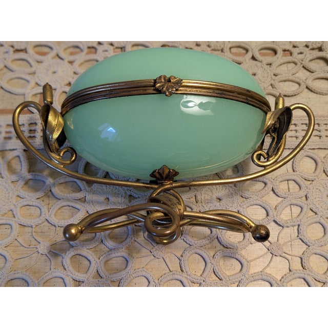 Art Nouveau Opaline Glass Casket For Sale - Image 4 of 4