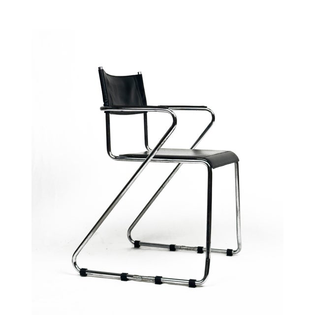 1970s Vintage Cantilever Armchairs in Black Leather and Chrome, 1970s, Set of 4 For Sale - Image 5 of 8