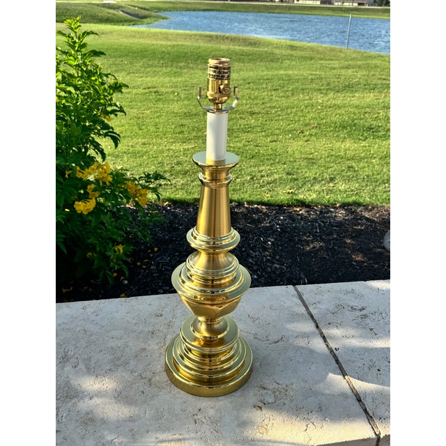 1980s Vintage Signed Stiffel Brass Table Lamp With Original Shade For Sale - Image 5 of 6