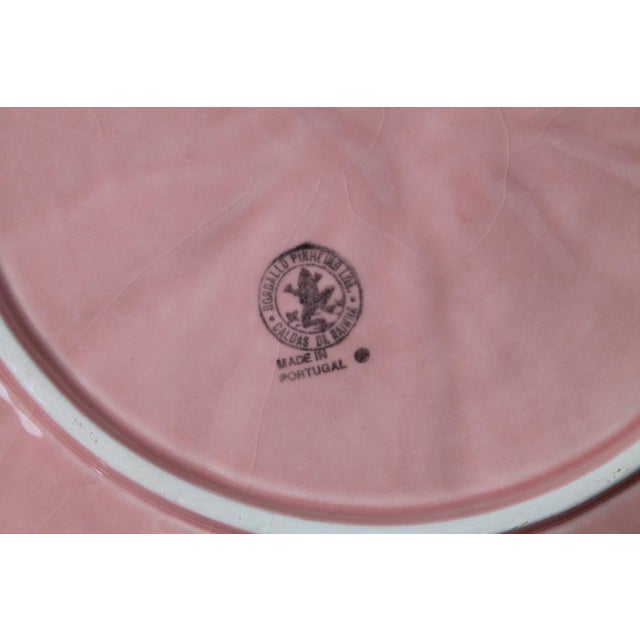 Bordallo Pinheiro Pink Cabbage Leaf Charger Plate For Sale In Milwaukee - Image 6 of 8