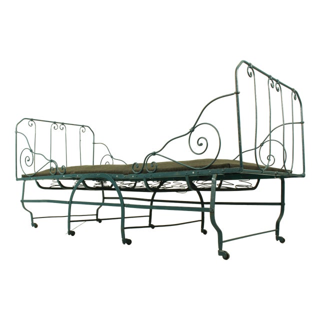 Foldable Metal Daybed, 1950s For Sale