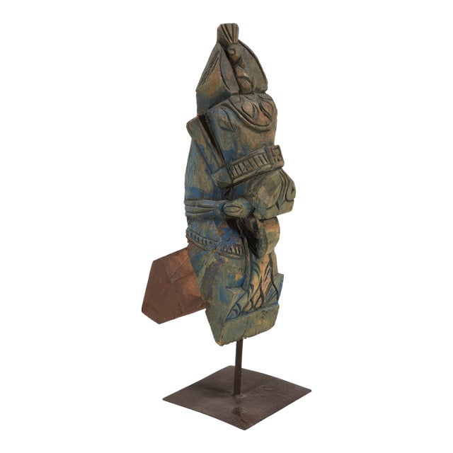 1910s Handcrafted Reclaimed Wood Horse Statue on Metal Stand | Antique Architectural Corbel | Farmhouse Table Centerpiece | Unique Equestrian Gift For Sale