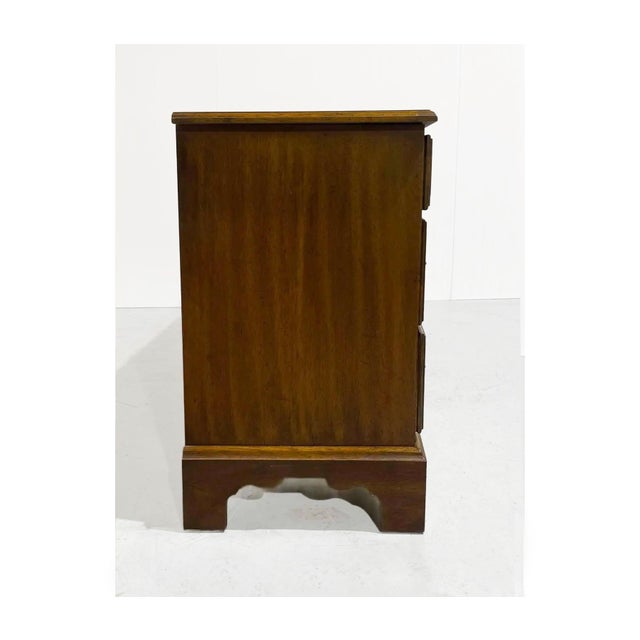Mid 20th Century Chippendale Style 8 Drawer Dresser by Dixie Furniture For Sale In Chicago - Image 6 of 12