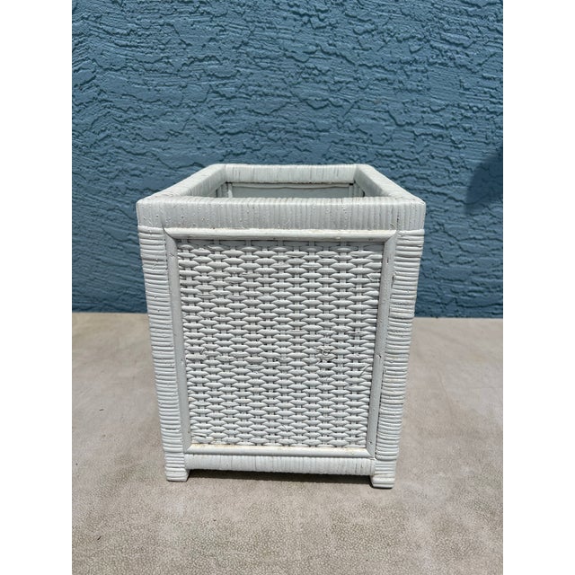 Mid-Century Modern Vintage White Wicker Planter Made in Hong Kong For Sale - Image 3 of 6