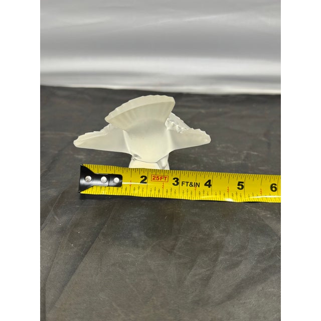 Late 20th Century Lalique France Frosted Crystal Sparrow "Coléreux" Angry Bird Figurine #11633 For Sale - Image 9 of 10