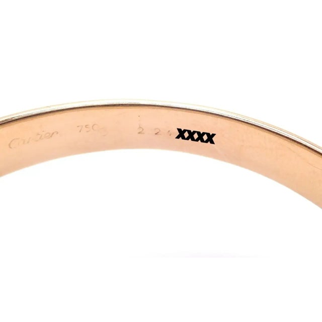 Metal 1990s Cartier Trinity Rolling Tricolor Gold Large Model Bangle Bracelet For Sale - Image 7 of 9