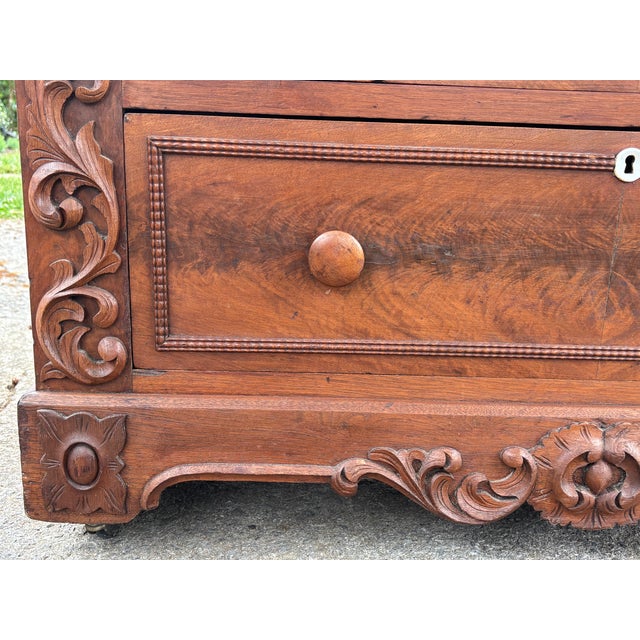 19th Century American Flame Mahogany Veneer Marble Top Commode Chest For Sale - Image 9 of 18