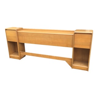 1950's Heywood-Wakefield Full Size Headboard With Built-In Nightstands For Sale