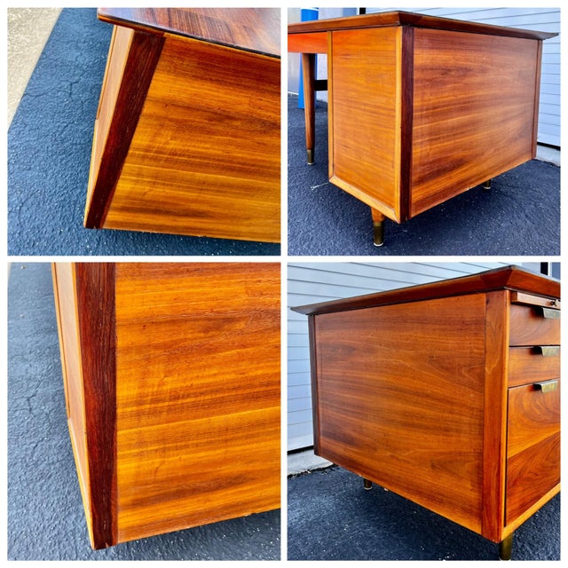 Boomerang Executive Desk With Conference Corner | Mid Century Modern by William H Sullivan for Standard Furniture c.1950s For Sale - Image 16 of 18