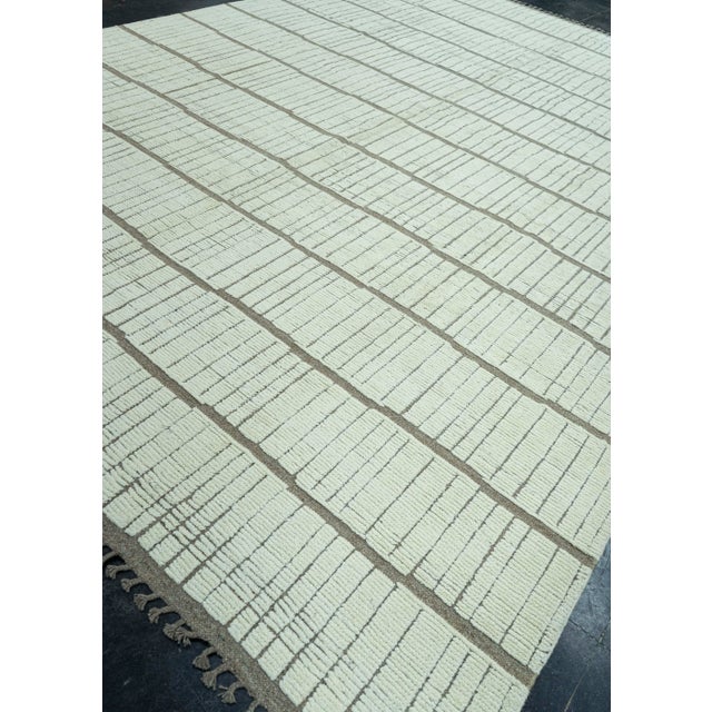 Celadon Turkish Modern Handmade Rug 10'6" x 14'7" #20668 For Sale - Image 8 of 8