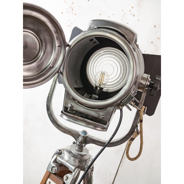 Hollywood Keg Light Floor Lamp with Fresnel Lens from Bardwell McAlister, 1950s For Sale - Image 10 of 18