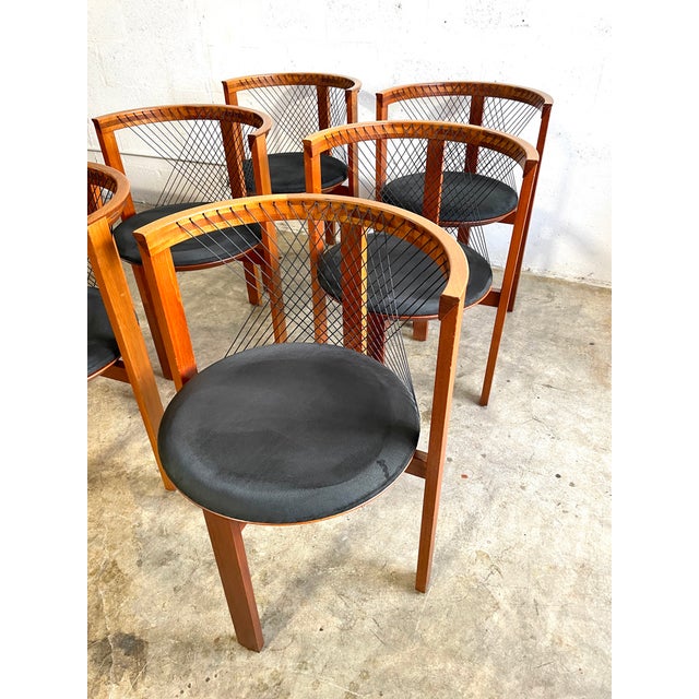 String Dining Chairs by Niels Jørgen Haugesen for Tranekaer Denmark. Set of 6. Labeled. 22w 21d 28.75h 17.5seat